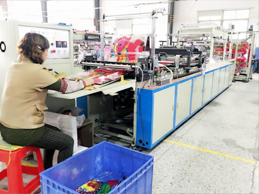 Máquina de fabricación de globos de película automática