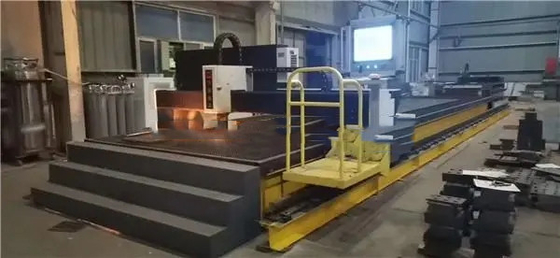 Cortadora horizontal del laser de la fibra de la longitud de onda 120m/Min de alta velocidad