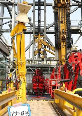 El remolque del equipo de la exploración petrolífera del mar profundo del PLC montó
