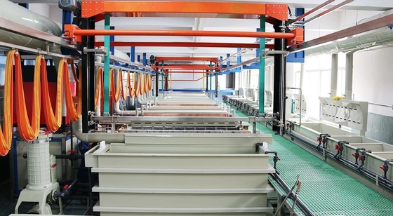 Línea de producción de electroplataje de plata plateada de oxidación de aluminio galvanizado
