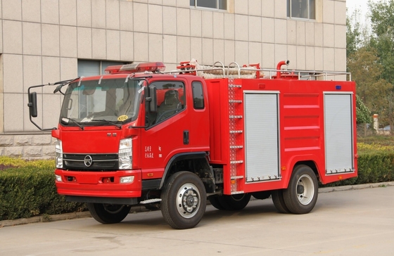 La compañía POSHANG se especializa en camiones de bomberos grandes para incendios especiales
