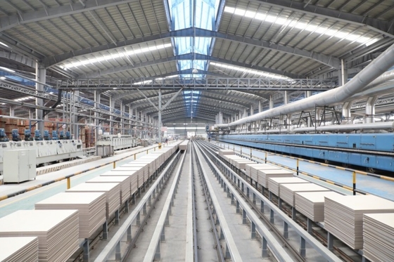 Línea de producción de tejas cerámicas Equipo de producción de tejas cerámicas